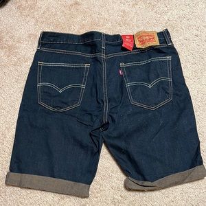 BRAND NEW! Men’s Levi’s 511 shorts. Size: Waist 36